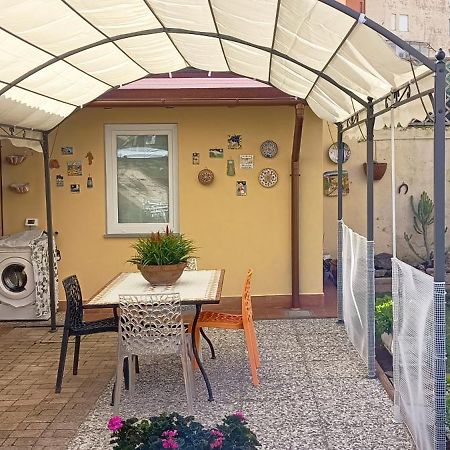 Casa In Giardino Apartment Piombino Exterior photo